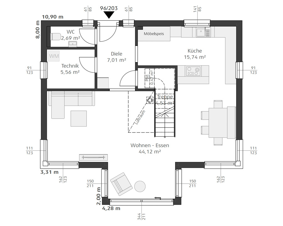 Grundriss eines Erdgeschosses mit Küche, Ess- und Wohnbereich, Diele, Technikraum, WC und Treppe.